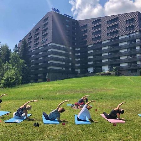 بويانا براسوف Alpin Resort Apartments Deluxe 2406 المظهر الخارجي الصورة