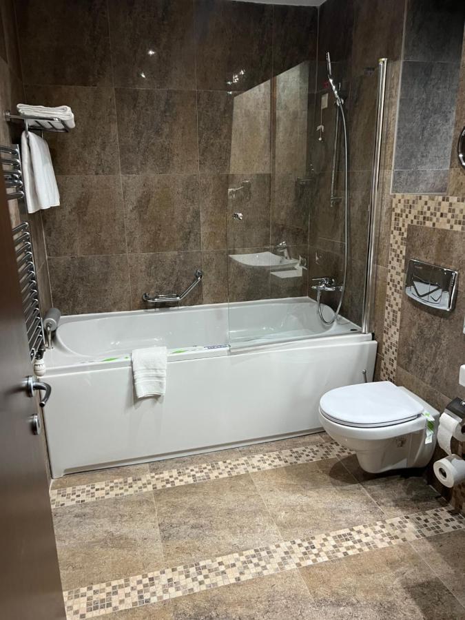 بويانا براسوف Alpin Resort Apartments Deluxe 2406 المظهر الخارجي الصورة