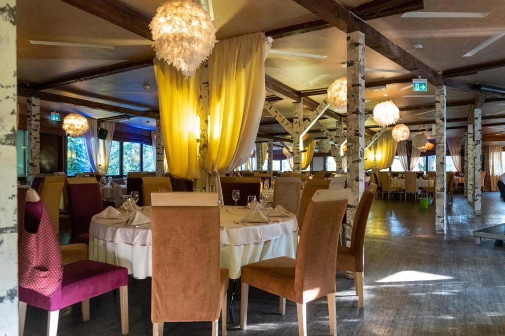 بويانا براسوف Alpin Resort Apartments Deluxe 2406 المظهر الخارجي الصورة